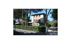 Hotel Isa